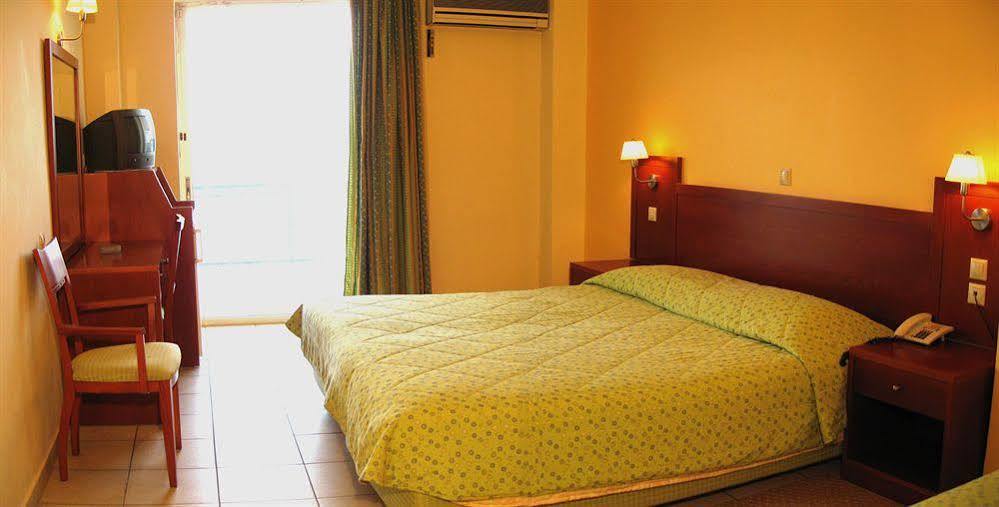 Hotel Artemis Tolón Esterno foto